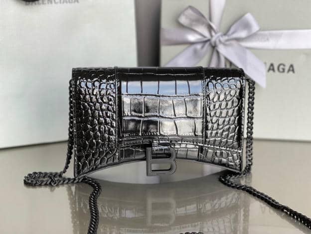 Hourglass Chain Bag-4